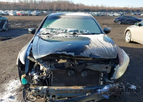 2010 Honda Accord 2.4 Ex-L z USA, uszkodzony, nr VIN 1HGCP2F83AA162459